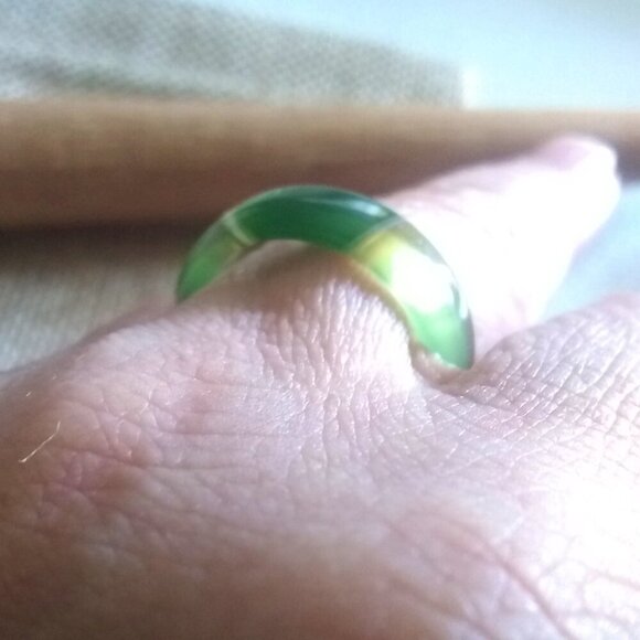Beautiful Green Banded Agate ~ Slim Stone Ring Band Size 7 ~ Prosperity Rings - Picture 11 of 13